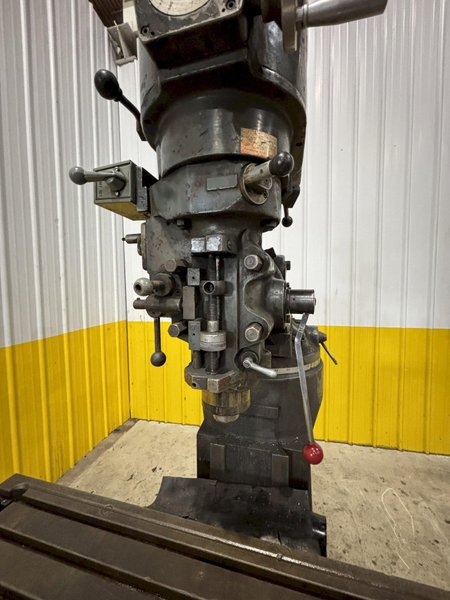 3 HP KING MODEL #942VS RAM TYPE VERTICAL MILLING MACHINE: STOCK #23625