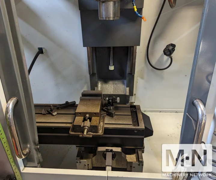 HAAS TM-1 CNC Vertical Machining Center, 2013