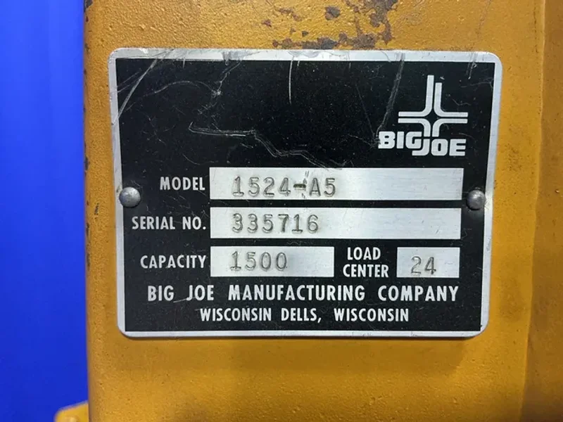 BIG JOE 1500 lbs ELECTRIC PALLET STACKER   -  1524-A5