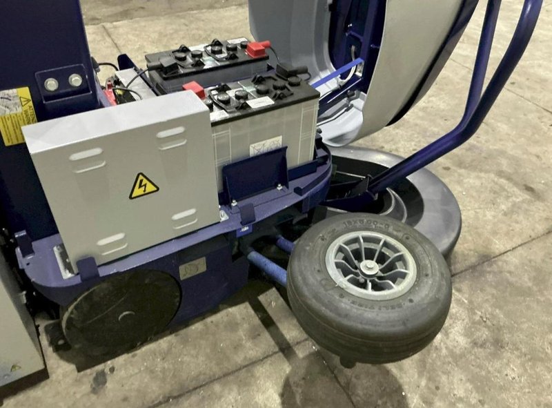 2023 ROBOPAC ROBOT S7 PVS PORTABLE SHRINK WRAPPING MACHINE. STOCK # 0435726