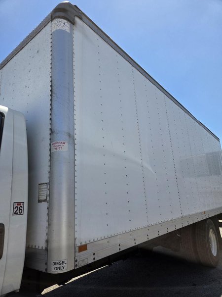 International DuraStar 4300 26’ Box Truck, 2018 – Cummins B6.7 Diesel, Allison Automatic, Liftgate &amp; Non-CDL GVWR