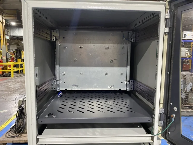 RITTAL – PC 5366.00 Enclosure w/ SK 3302110 Cooling Unit USED