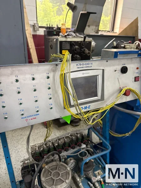16 ZONE DME MODEL VCTB-03-024D-16 VALVE GATE CONTROL