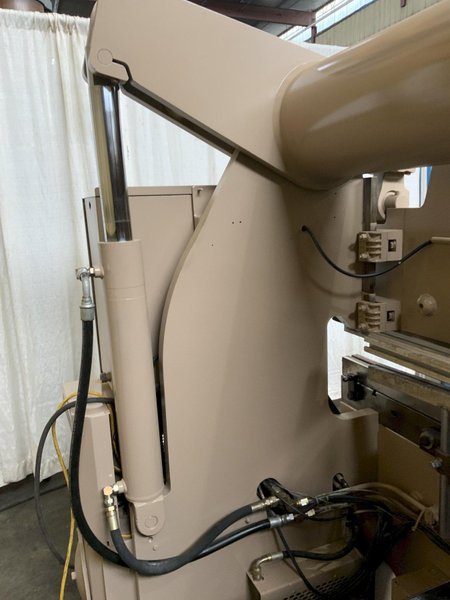 100 TON ACCURPRESS PRESS BRAKE: STOCK #80843