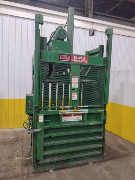 30" X 48" PTR MODEL #3400HD HYDRAULIC VERTICAL BALER: YOBRO #25712