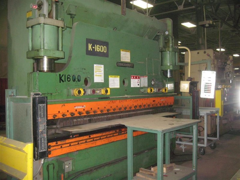 230 TON X 12' CINCINNATI HYDRAULIC PRESS BRAKE: STOCK #57269