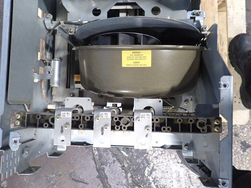 SIEMENS AC DRIVE  -  6SE7032-1EG20-Z