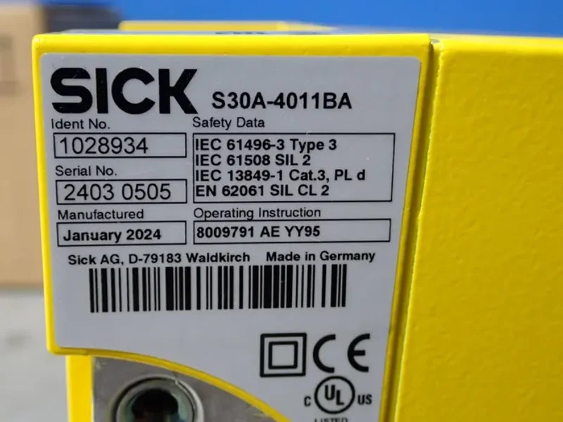 SICK CLASS 1 LASER SENSOR   -  S30A-4011BA