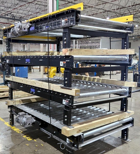 INDUSTRIAL KINETICS 8ft Chain Driven Roller Conveyor, 4ft Width, 20″ Height USED