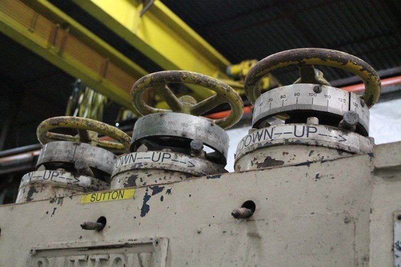 2-1/2' SUTTON 6 ROLL TUBE STRAIGHTENER: STOCK #65623