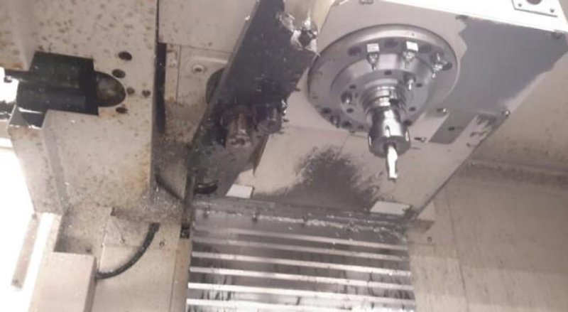 Doosan Daewoo DMV-4020LS Used CNC Vertical Machining Center For Sale -  2006