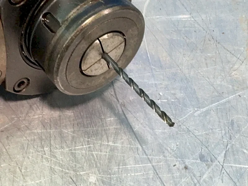 RIGHT ANGLE TOOL HOLDER