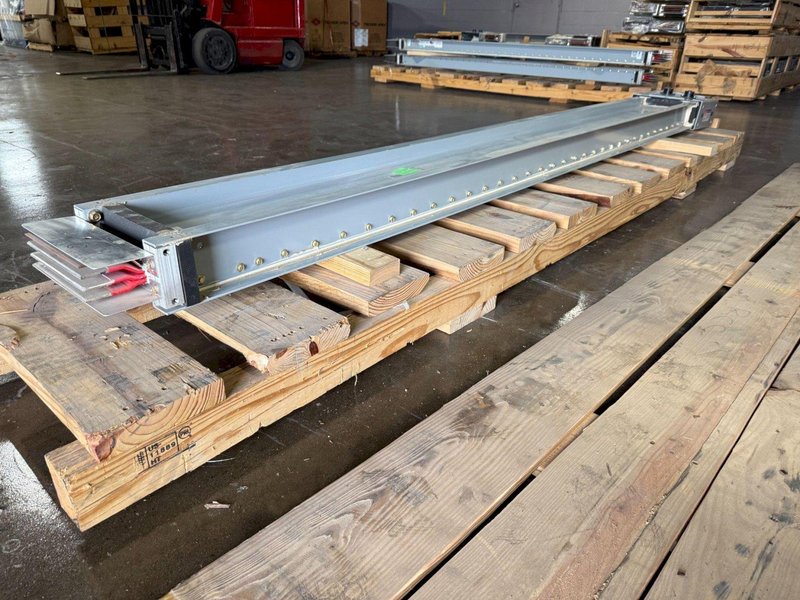 EATON 2500A POW-R-WAY III 10′ Copper Straight Length Busway 480V, 3PH, 3G NEW