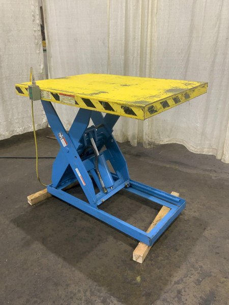3000 LBS LIFT PRODUCTS SCISSOR LIFT TABLE: STOCK #80889