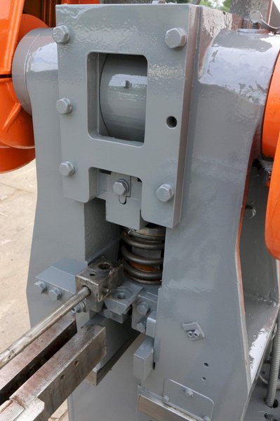 .444&#039; TAKASHIMA HIGH SPEED WIRE STRAIGHTENING &amp; CUTOFF: STOCK #70798