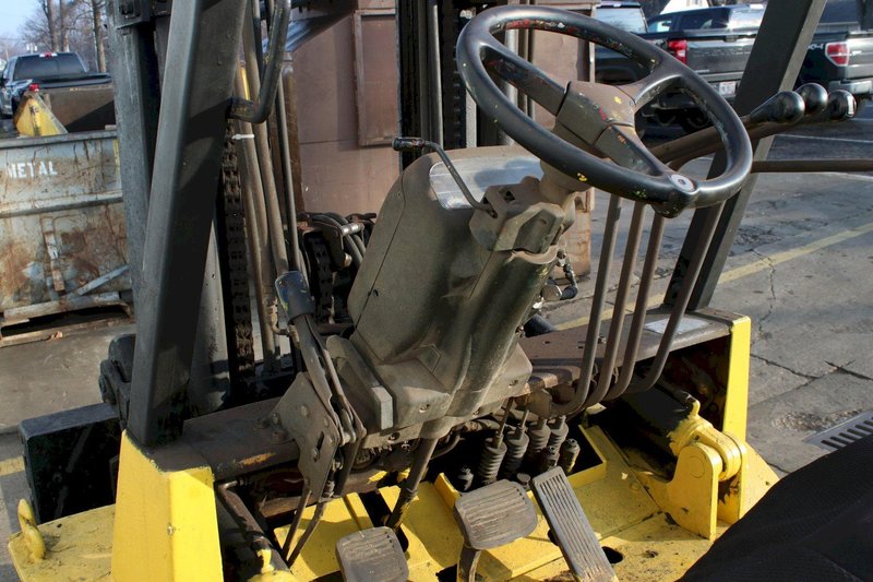 8000 LBS CATERPILLAR PROPANE FORKLIFT: STOCK #75938