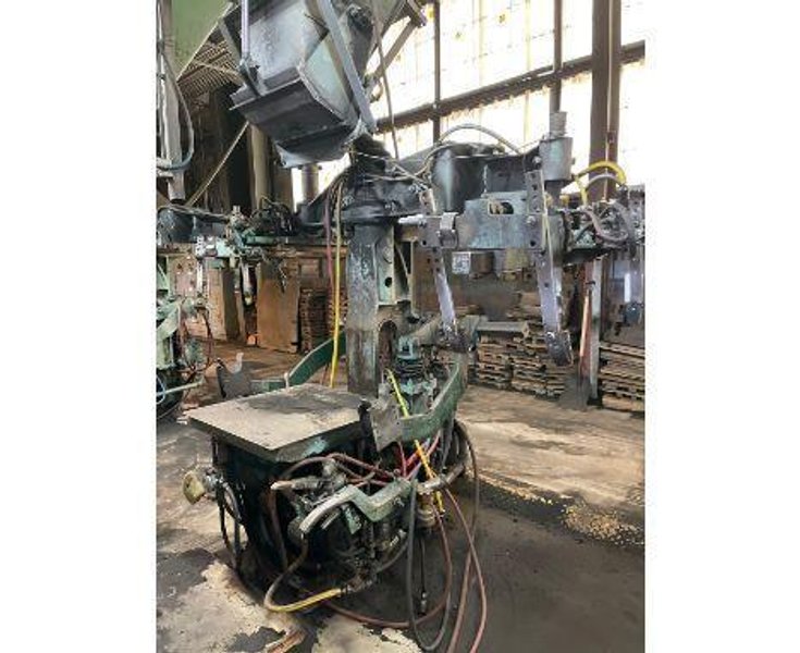 Osborn model 3161 rjw rotolift molding machine s/n 19035f with matchplate handler