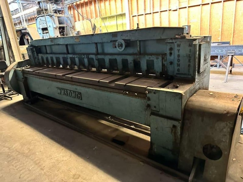 10&#039; X 10 GAUGE WYSONG MODEL #1010 POWER SQUARING SHEAR: YOBRO #23831