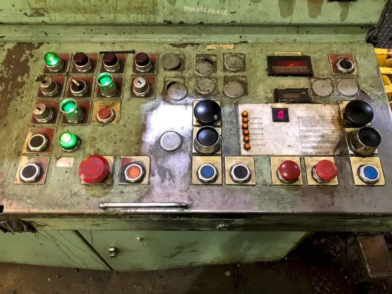 NIAGARA 880 TON SSDC PRESS, S/N P53454, STOCK# 14124J