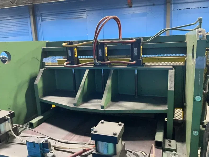 UMI CORPORATION 42” SHEAR  -  UMI876