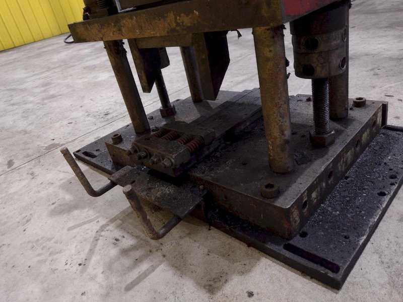 3 TON AIRAM 4 POST ROLLFORMER CUTOFF / PUNCH PRESS: STOCK #22112