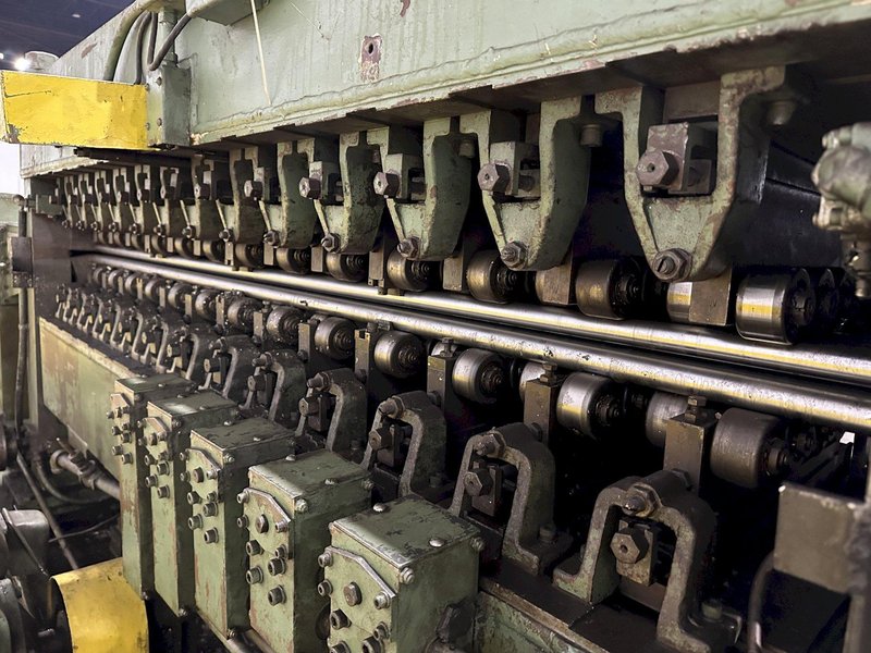 72" x .060" X 19 ROLL VOSS MODEL 84/1.156-19/13 CORRECTIVE COIL LEVELER: STOCK #22095