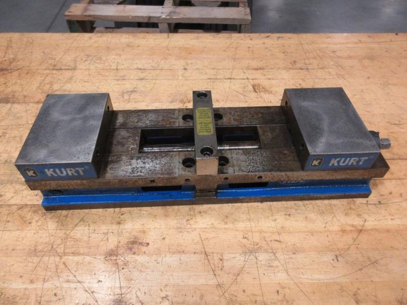 Kurt HDL-6 6" Heavy Duty Machine Vise- Auction Item