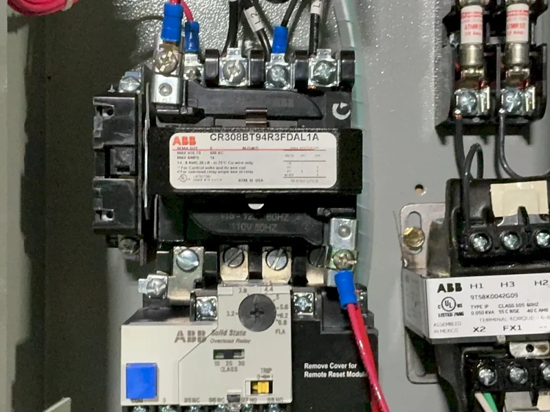 ABB 18 AMPS INDOOR FUSE BOX   -  CR308BT94R3FDALIA