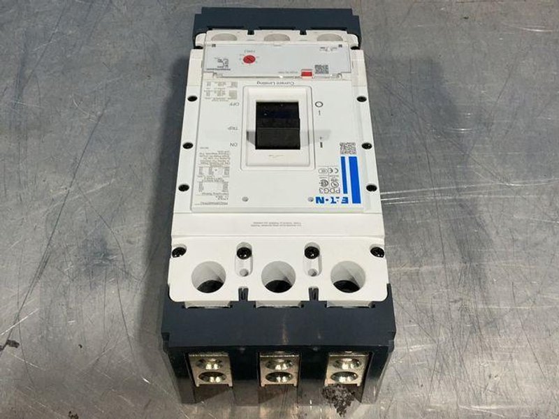EATON MOLDED CASE CIRCUIT BREAKER  -  PDG33P0400TFAJ