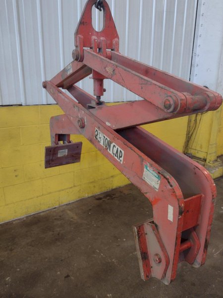 5,000 LB 2.5 TON BUSHMAN MODEL #1570 COIL LIFTING TONGS: STOCK 15294
