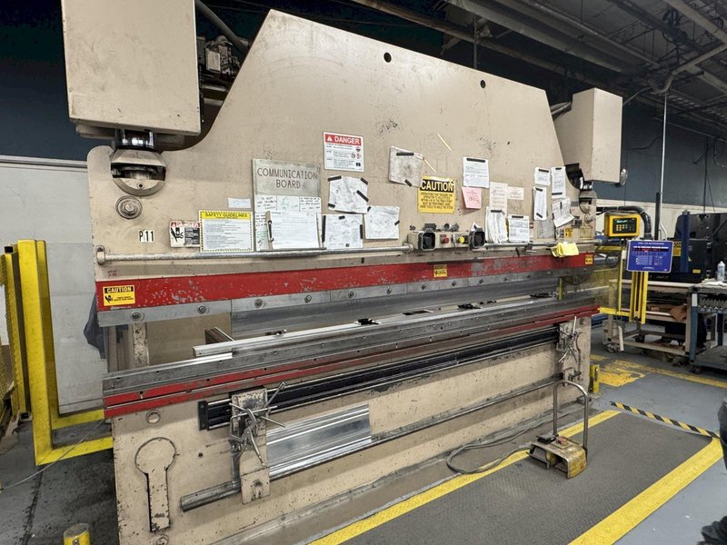 230 TON X 14&#039; PACIFIC MODEL #J230-14 HYDRAULIC PRESS BRAKE: STOCK #79499
