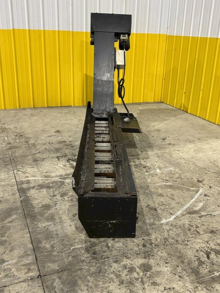 LK INCLINED PARTS CHIP CONVEYOR: STOCK 22285