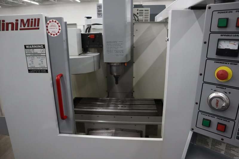 Haas Mini Mill CNC Vertical Machining Center, 16"x12"x10", CT40 Taper, 10 Station ATC, Coolant System, New 2001