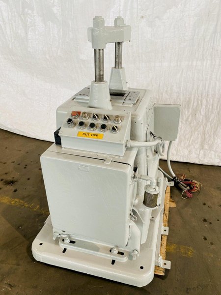 18 TON X 2" TISHKEN CO-6-HWA 2 POST CUT OFF PRESS. STOCK # 0203920