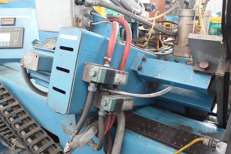 HAUTAU MODEL #CC15M DOUBLE END CHAMFER MACHINE:  STOCK #61481