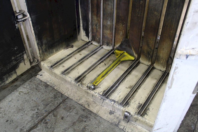 CIVES TENCO MODEL #HP-50 VERTICAL CARDBOARD BALER: STOCK #72299