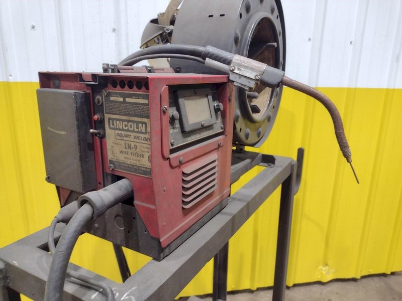 LINCOLN MODEL #LN-9 WIRE FEEDER: STOCK #21272