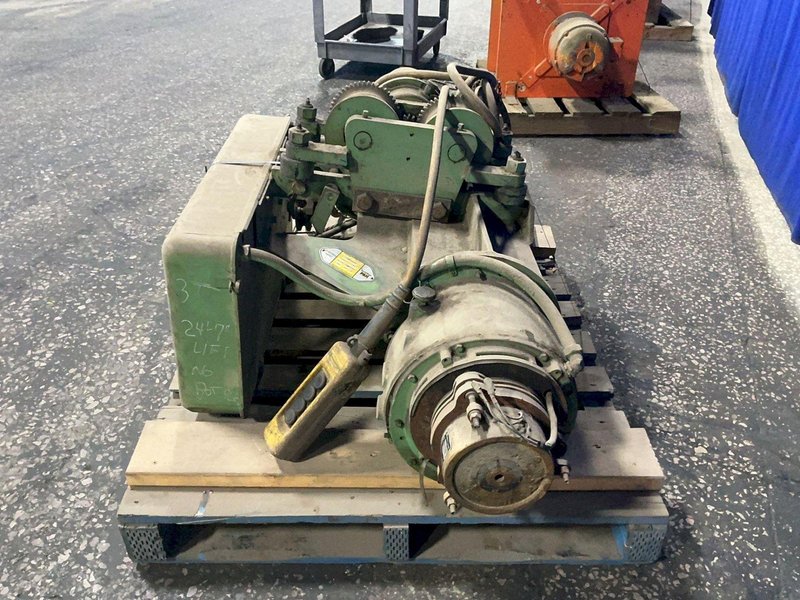 P&amp;H 6000 LBS ELECTRIC HOIST  -  42J-11D