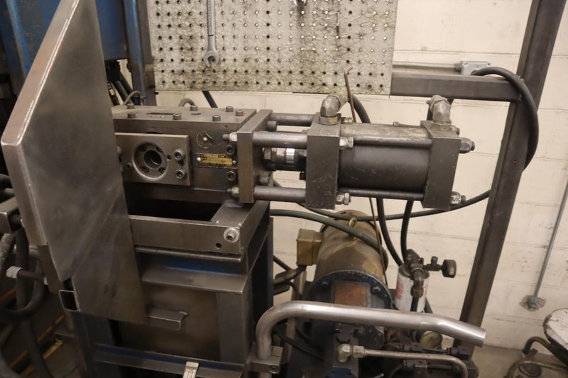 VOGEL TOOL MODEL #101-HPP HYDRAULIC TUBE SWAGING, PUNCHING &amp; NOTCHING MACHINE: YOBRO #25064