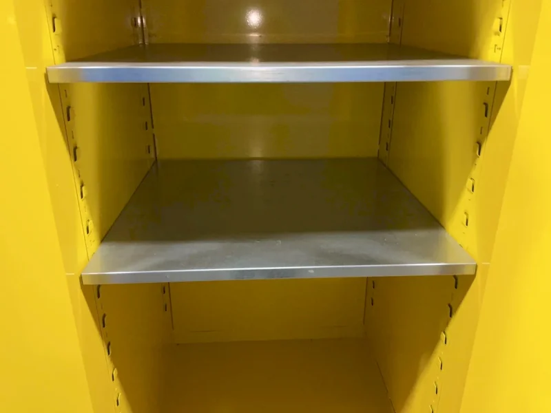GLOBAL INDUSTRIES SAFETY CABINET