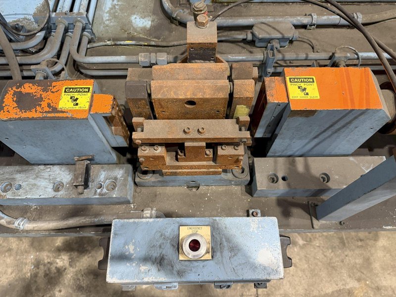 BTM TOL-L-LOC SHEET METAL JOINING SYSTEM: YOBRO #24802