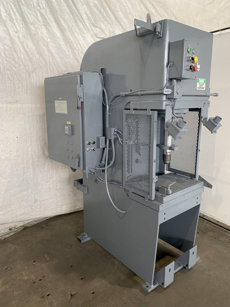 20 TON DENISON MULTIPRESS FH20 C-FRAME HYDRAULIC PRESS. STOCK # 0745022