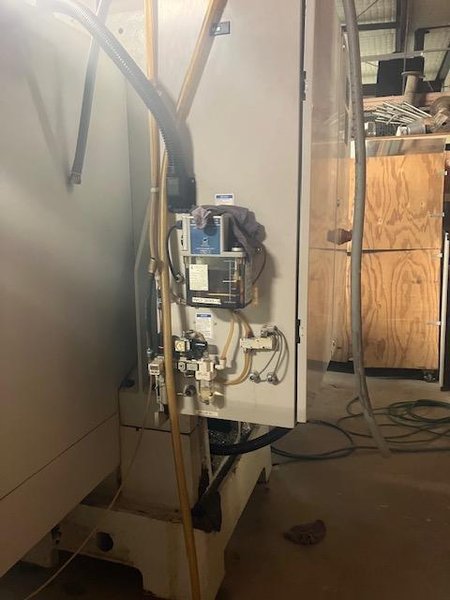 MILLTRONICS VM-20IL VERTICAL MACHINING CENTER. STOCK # 1115024