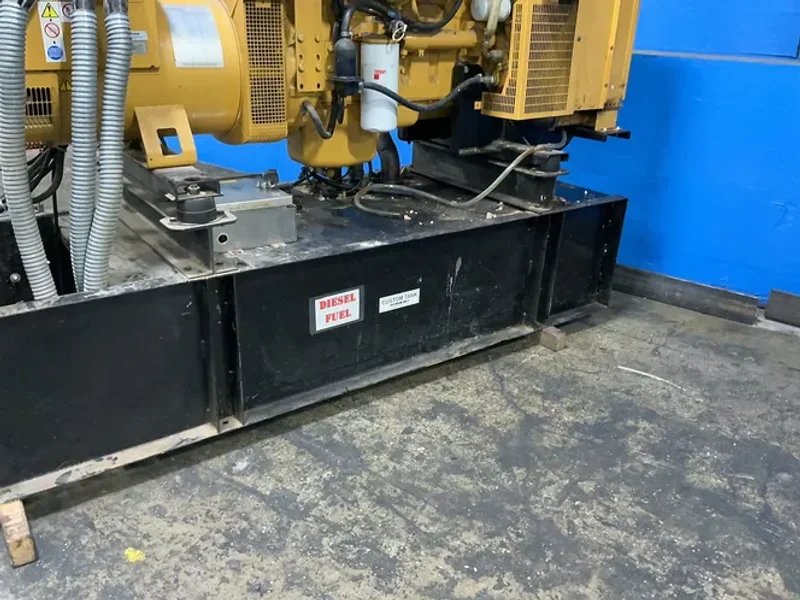 CATERPILLAR OLYMPIAN 150 KW / 268 GAL DIESEL GENERATOR   -  D150P2