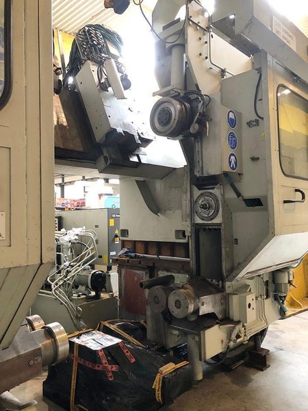 Hegenscheidt - PN 190 CNC PORTAL WHEELSET LATHE