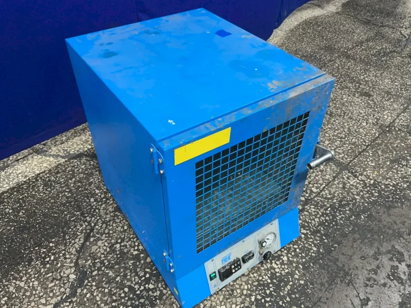 CASCADE TEK 18” X 24” X 18” VACUUM OVEN   -  TVO-5