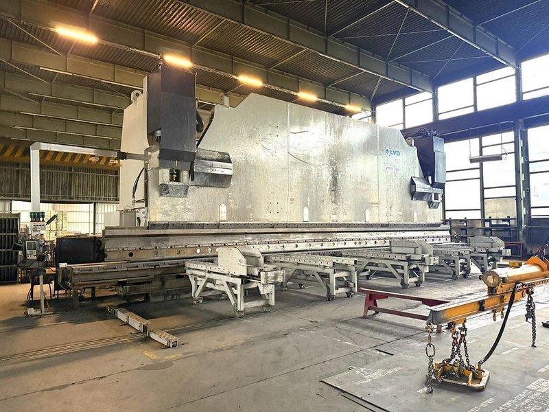 LVD PPEB - 2000 ton x 14 meter CNC