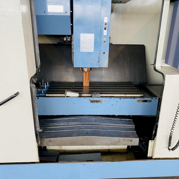 OKK PCV 55 CNC VERTICAL MACHINING CENTER. STOCK # 0633821
