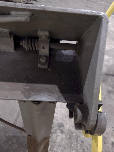 8' X 18 GAUGE CHICAGO MODEL #818 MANUAL APRON BENDING BRAKE: YOBRO #24387