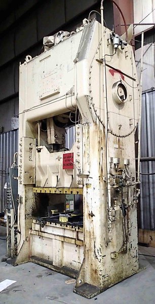 220 Ton Niagara Model S2-220-60-36 Straight Side Press- 36″ x 60″ Bed, 12″ Stroke, 23″ Shut